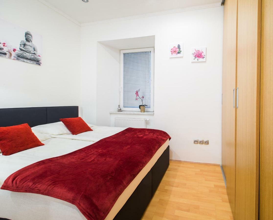 Bella Donna Appartement Maribor Buitenkant foto